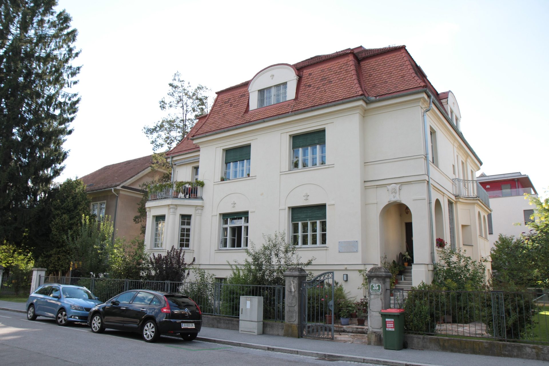 Otto Loewi's house and memorial tablet, Graz - 01.JPG